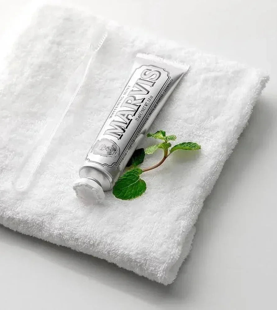 Marvis Whitening Mint Freshen Breath and Remove Smoke Stains Toothpaste